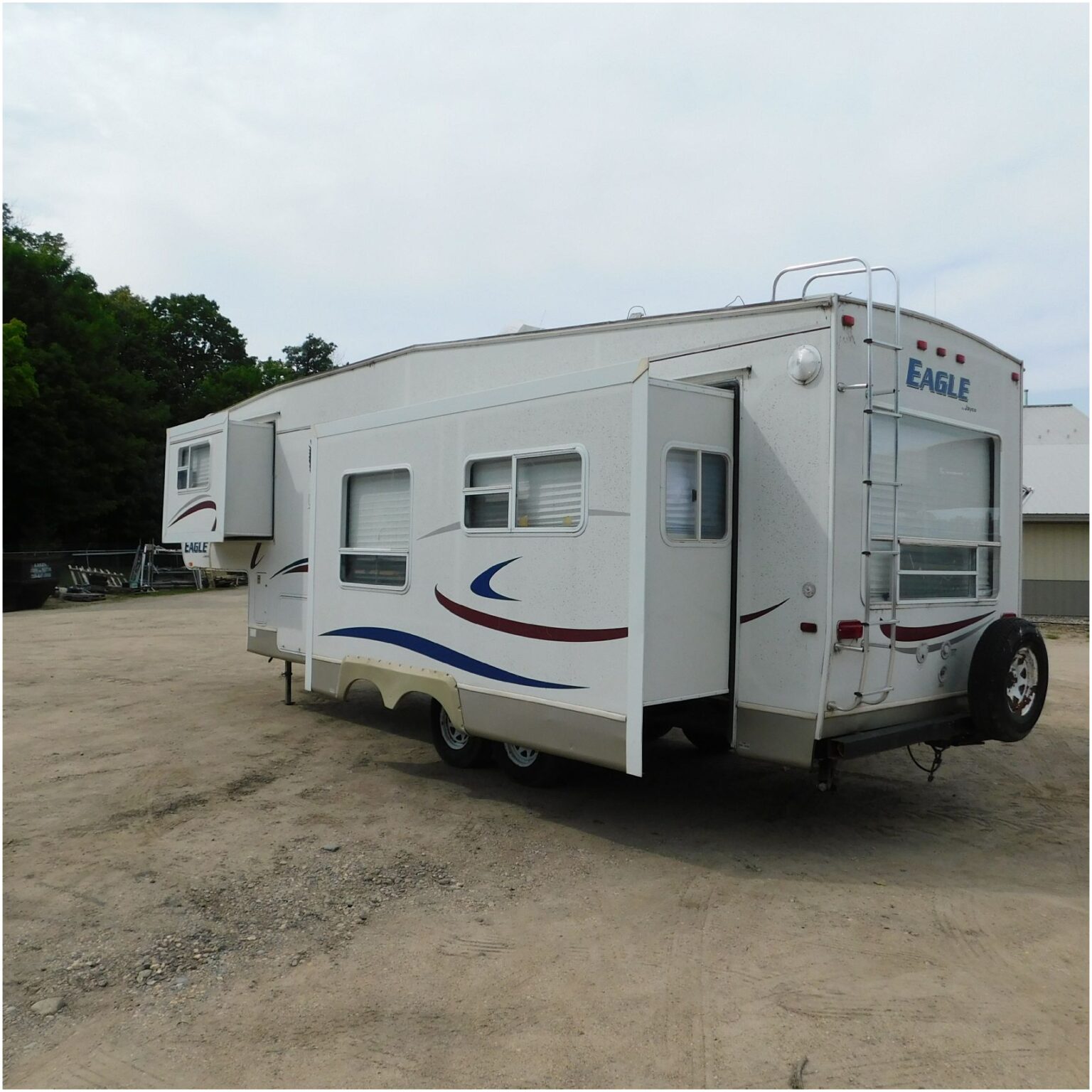#1527 2005 Jayco Eagle 301RLS – Recreational Salvage