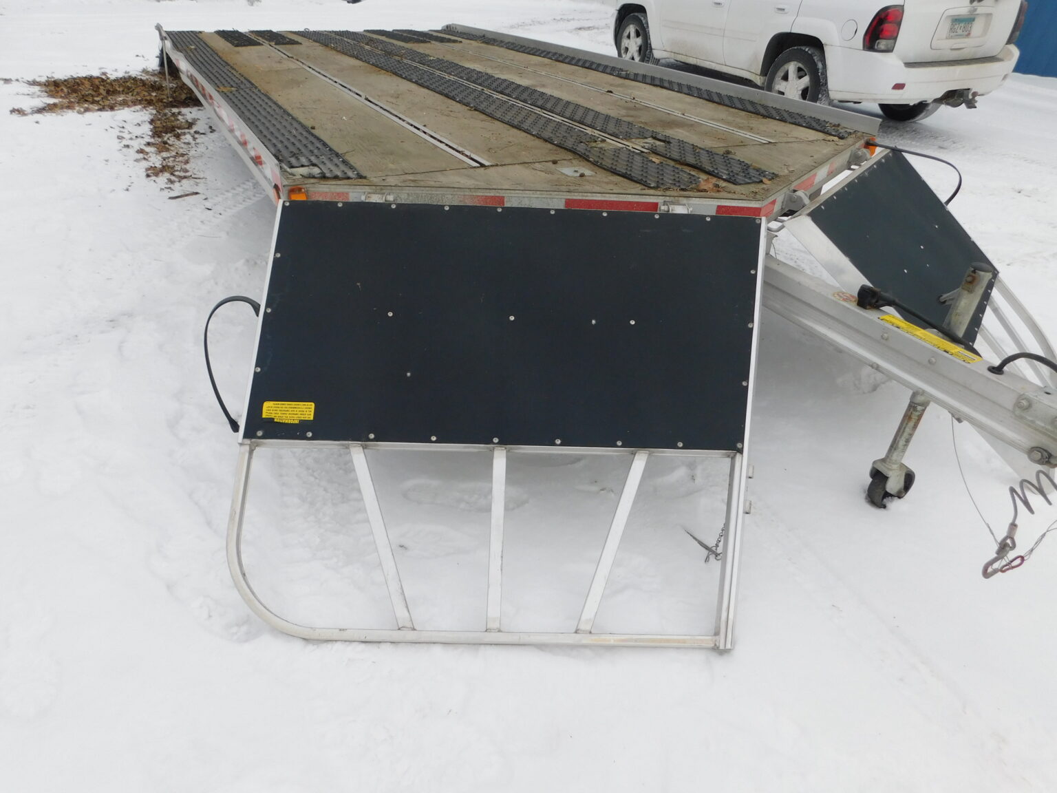 #1974 Trailer Ramp and Splash Shield – Recreational Salvage